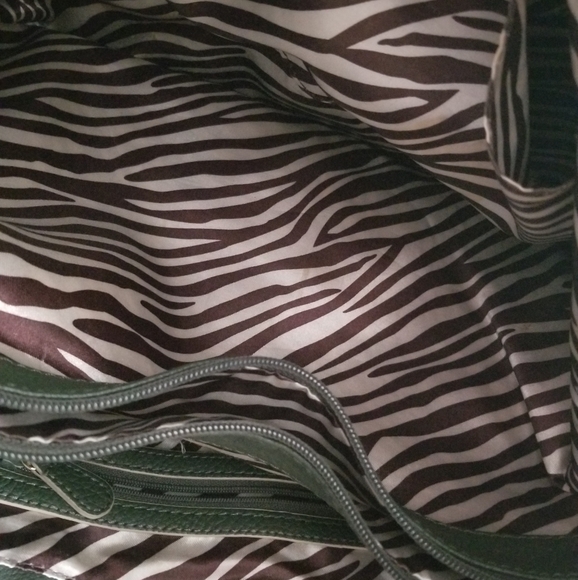 Green Leather Hobo Shoulder Bag - Picture 3 of 9